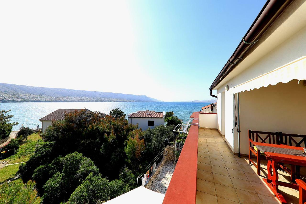 Apartmani Tonci Pag Pag Town Exteriör bild